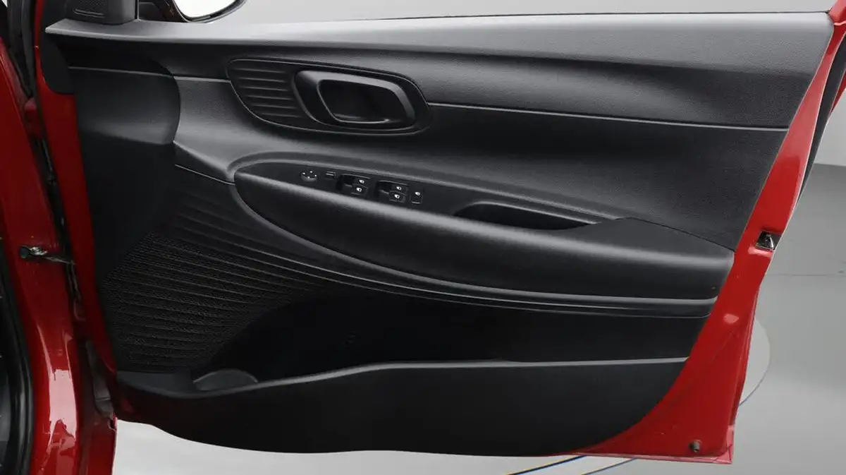 2022-hyundai-i20-10-t-gdi-se-connect-dct-big-15