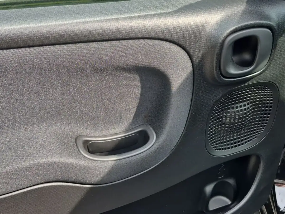2023-fiat-panda-10-big-16