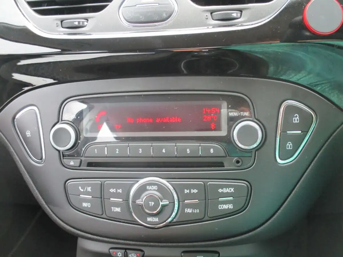 2015-vauxhall-corsa-12i-sting-5d-big-12