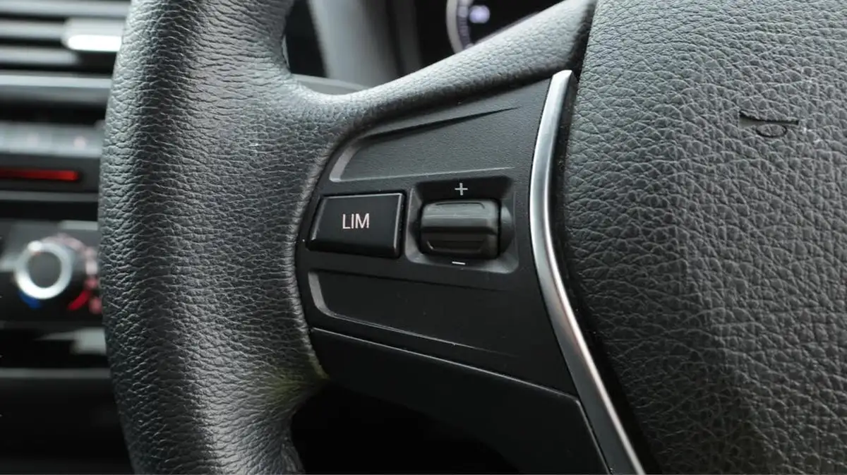 2018-bmw-1-series-15-118i-sport-5d-auto-big-22