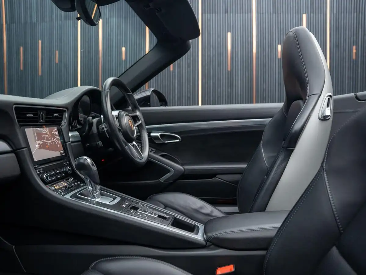 2016-porsche-911-30-carrera-s-cabriolet-pdk-big-32