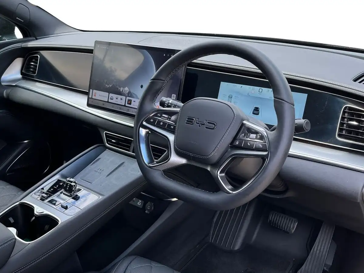 2025-byd-sealion-7-e-comfort-big-5