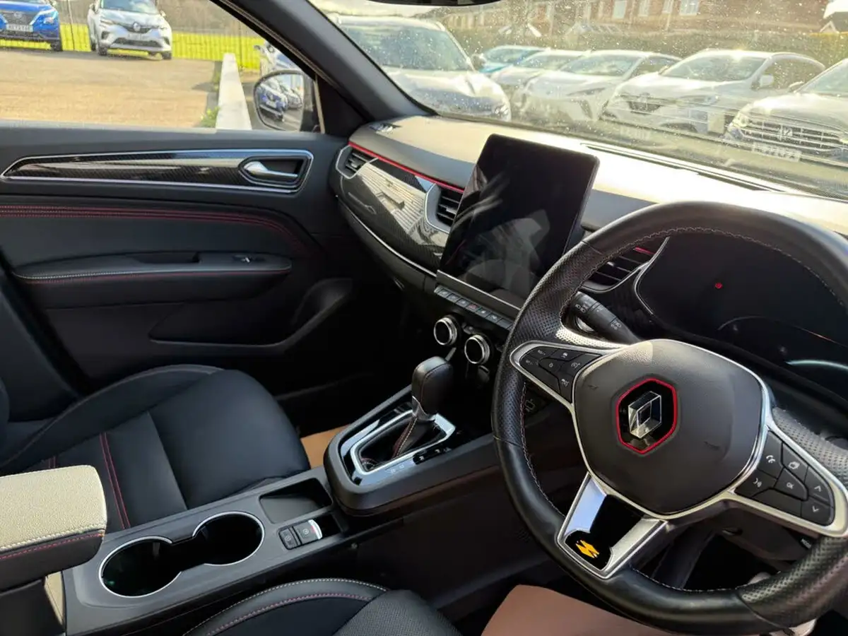 2023-renault-arkana-16-rs-line-big-21