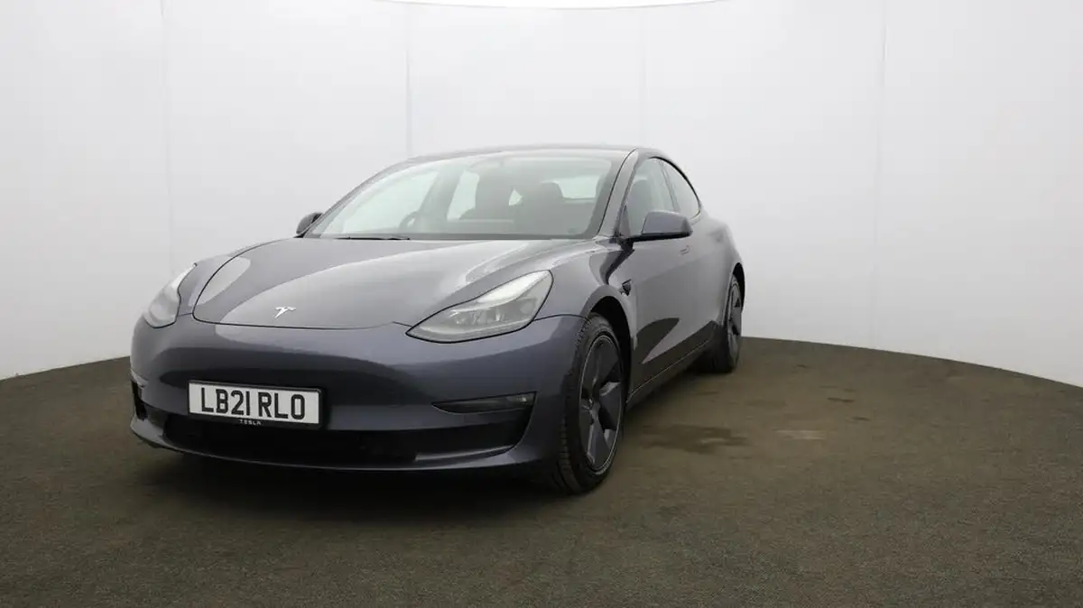 2021-tesla-model-3-e-long-range-4x4-big-41
