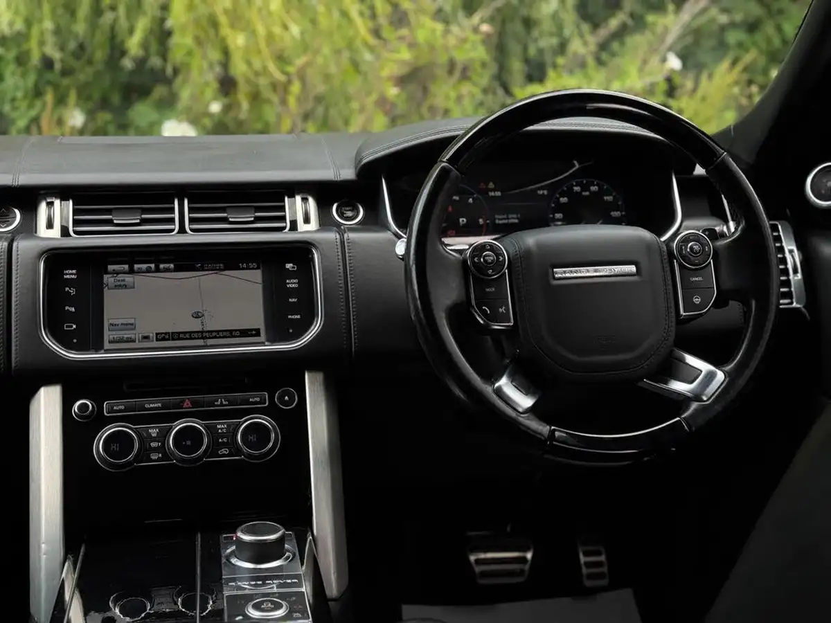 2013-land-rover-range-rover-44-sdv8-autobiography-big-26