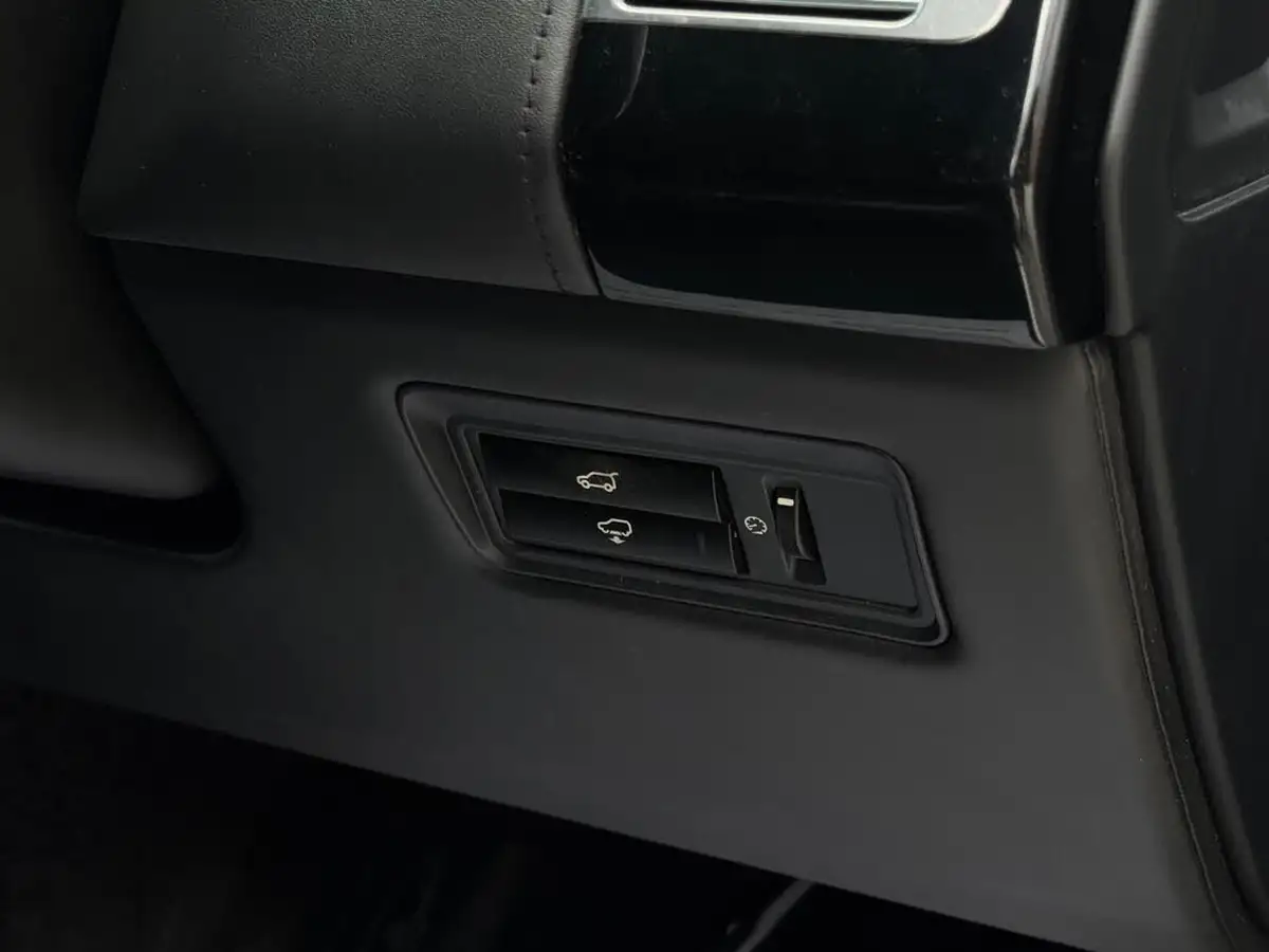 2013-land-rover-range-rover-44-sdv8-autobiography-big-54