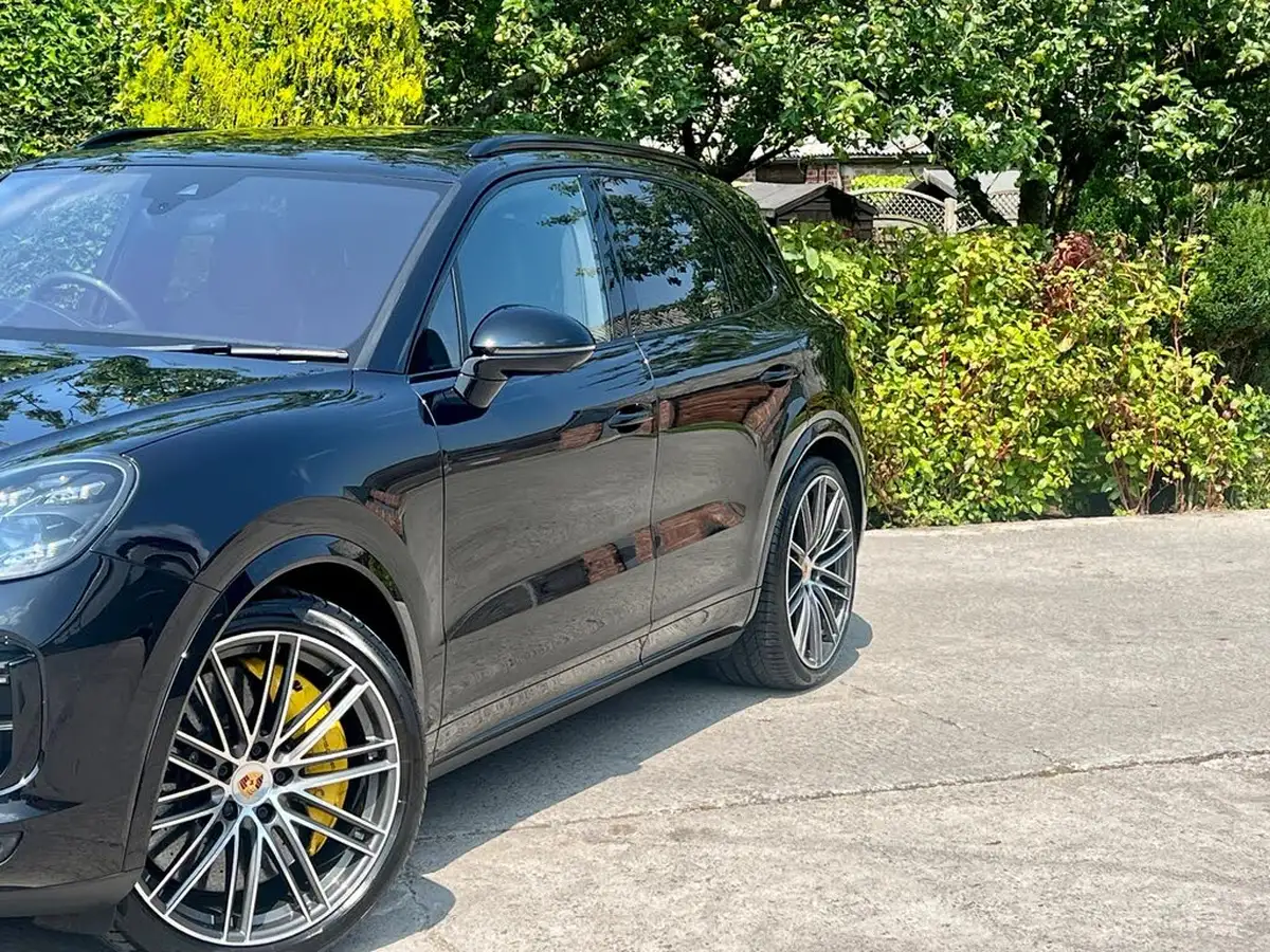 2020-porsche-cayenne-40-v8-turbo-station-wagon-big-36