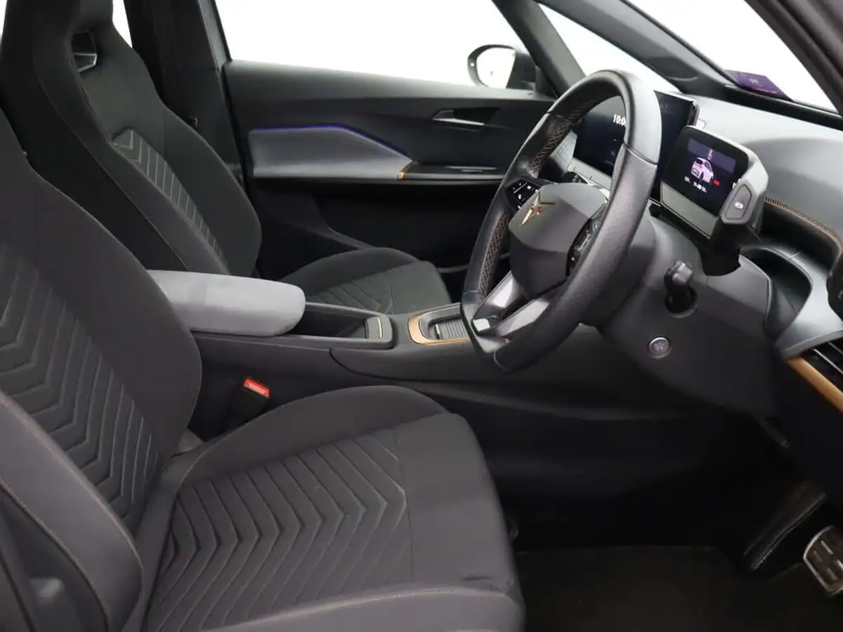 2022-cupra-born-e-v1-big-20