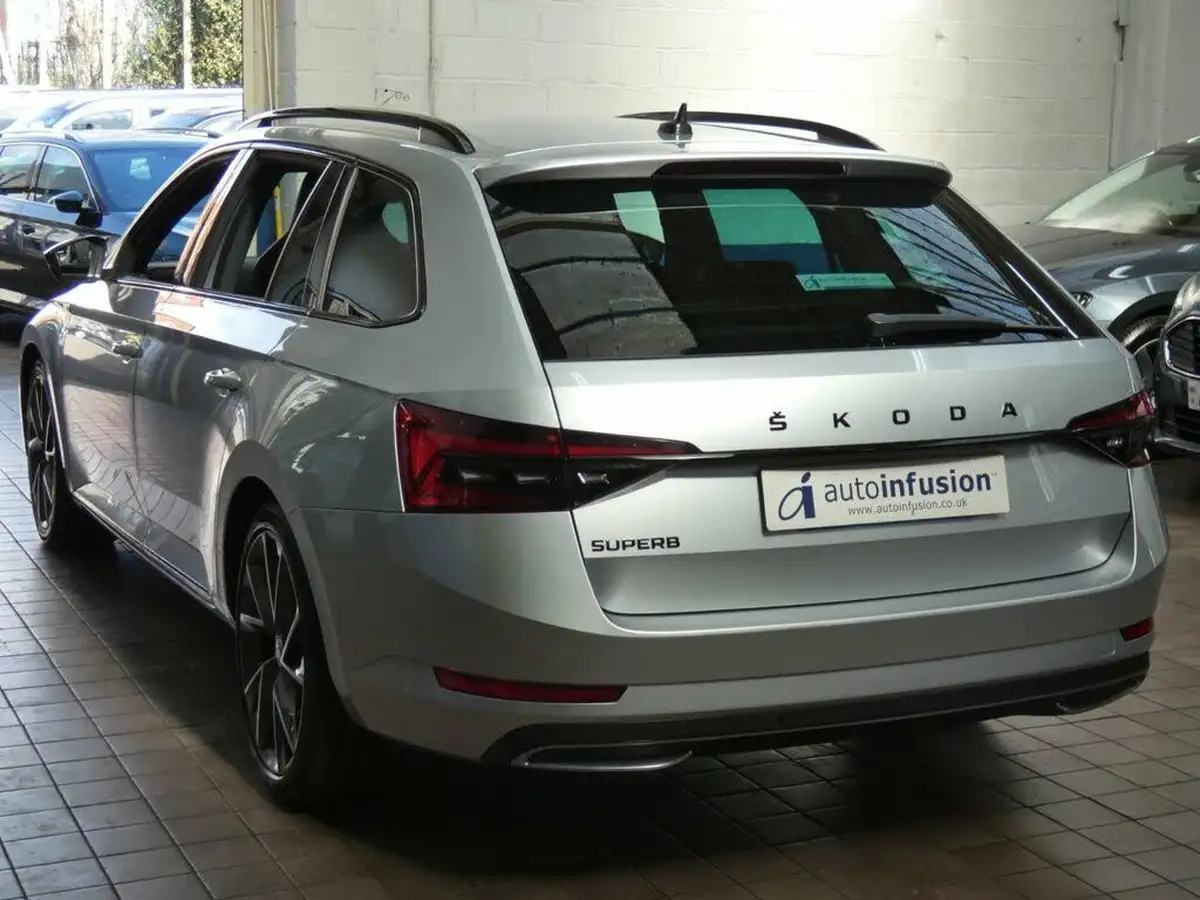 2020-skoda-superb-15-tsi-sportline-plus-estate-big-17