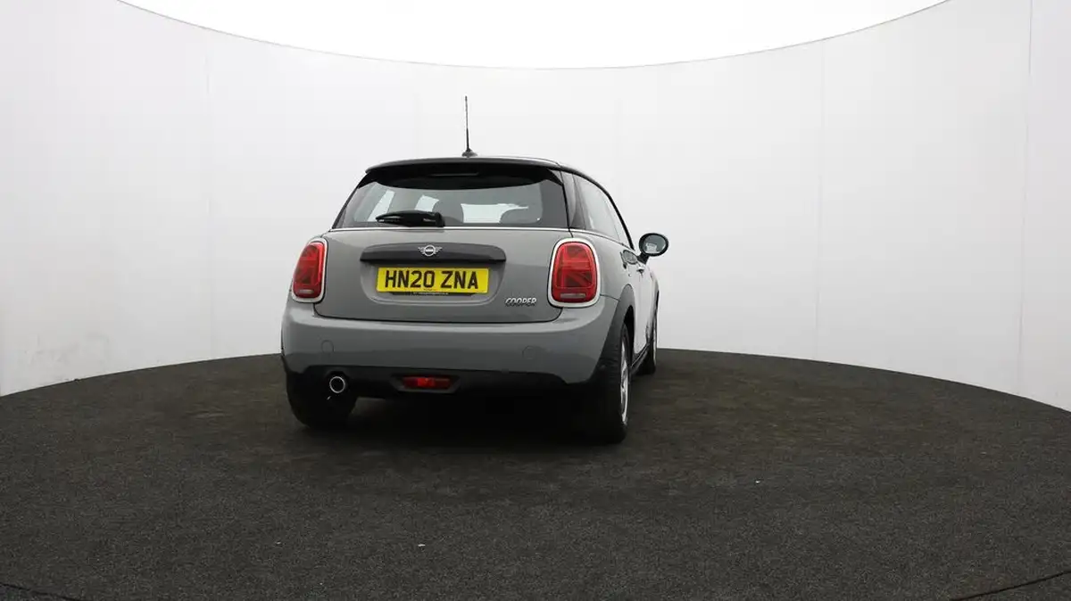 2020-mini-cooper-15-cooper-classic-nav-hatchback-3d-big-78