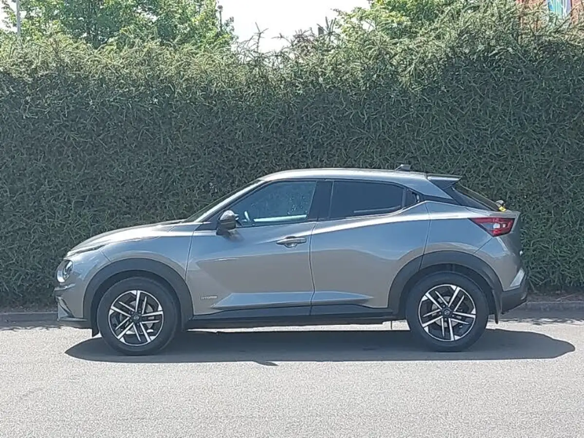 2024-nissan-juke-16-hybrid-n-connecta-big-3