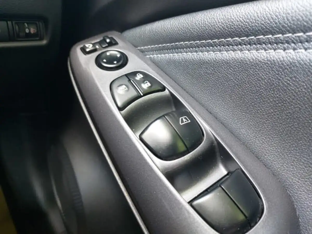 2022-nissan-juke-10-dig-t-n-connecta-dct-big-18
