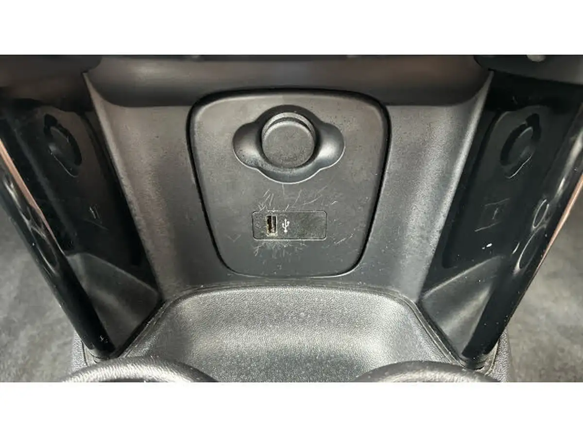 2021-mini-cooper-15-cooper-classic-hatchback-3d-big-46