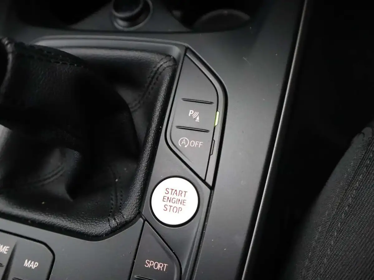 2022-bmw-1-series-15-118i-se-big-29