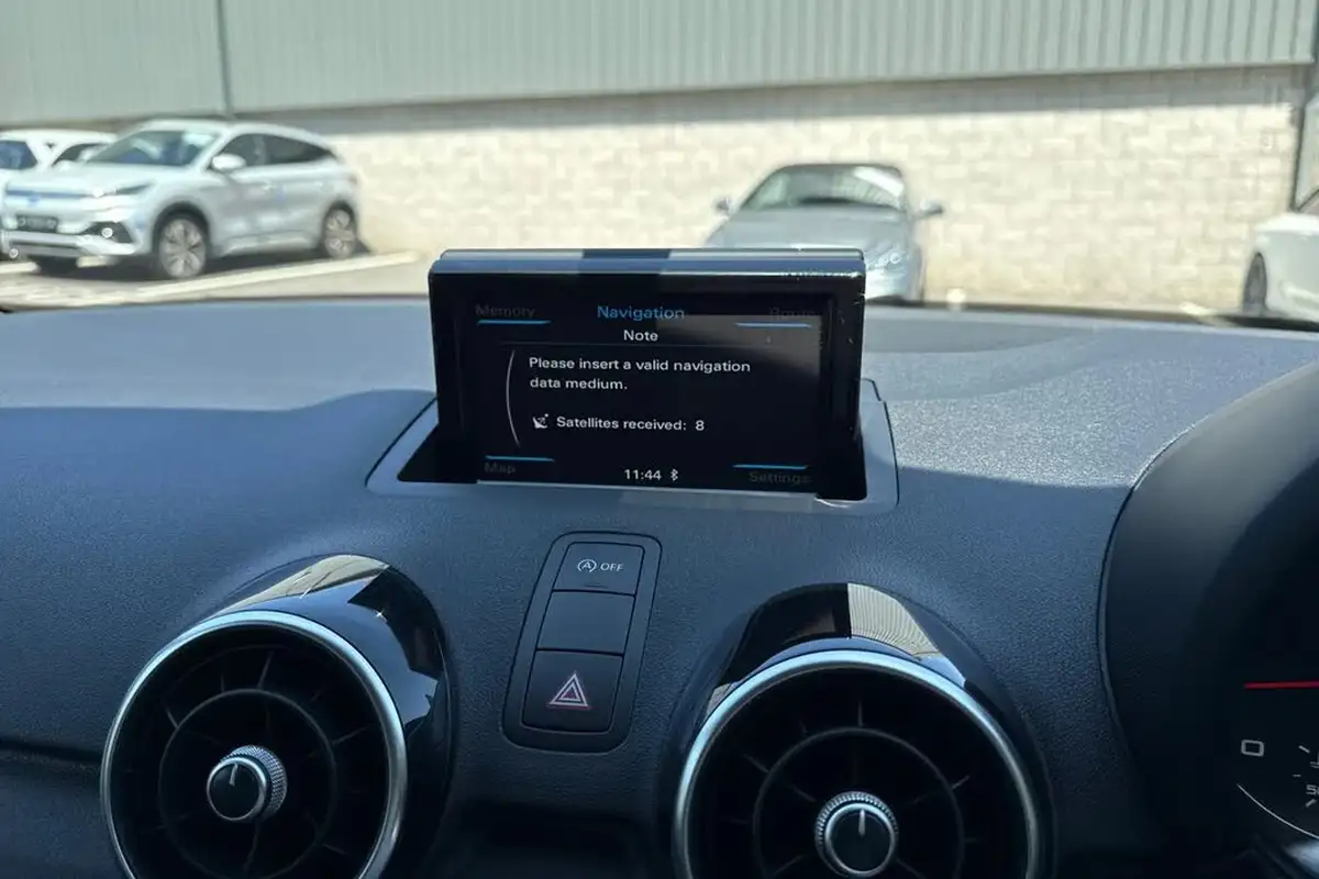 2018-audi-a1-14-tfsi-sport-nav-sportback-5d-big-11