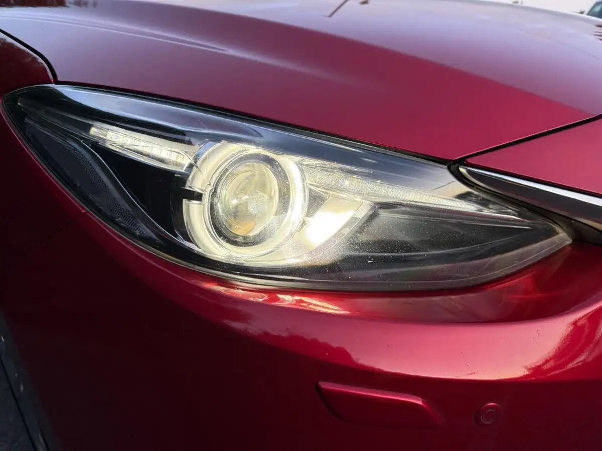 2014-mazda-mazda3-22td-sport-nav-hatchback-5d-big-42