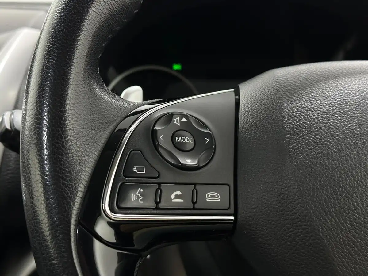 2018-mitsubishi-eclipse-cross-15-4-auto-big-13
