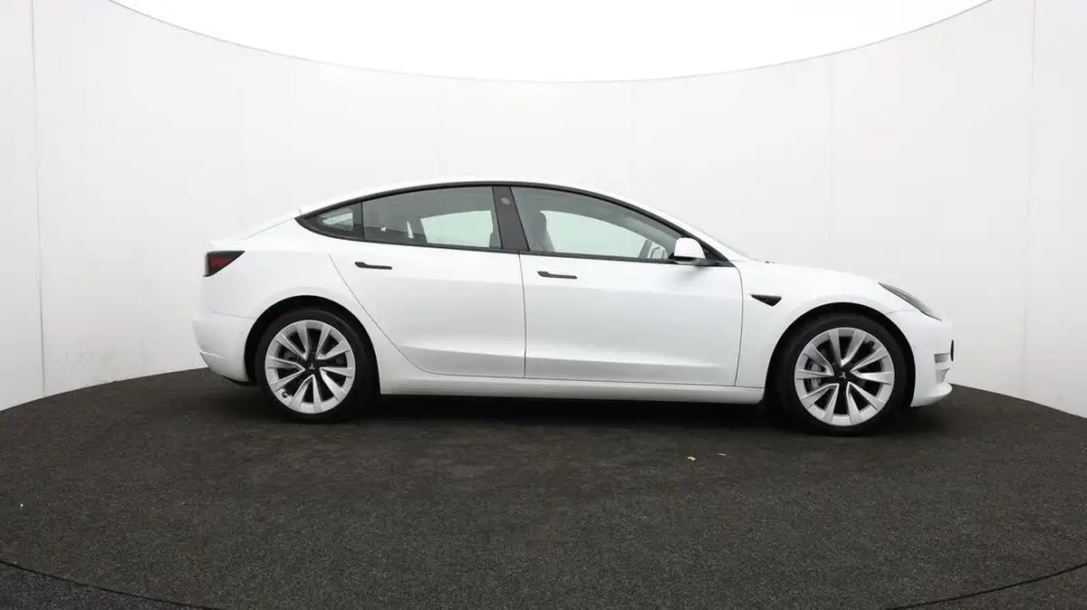2021-tesla-model-3-e-long-range-4x4-big-43