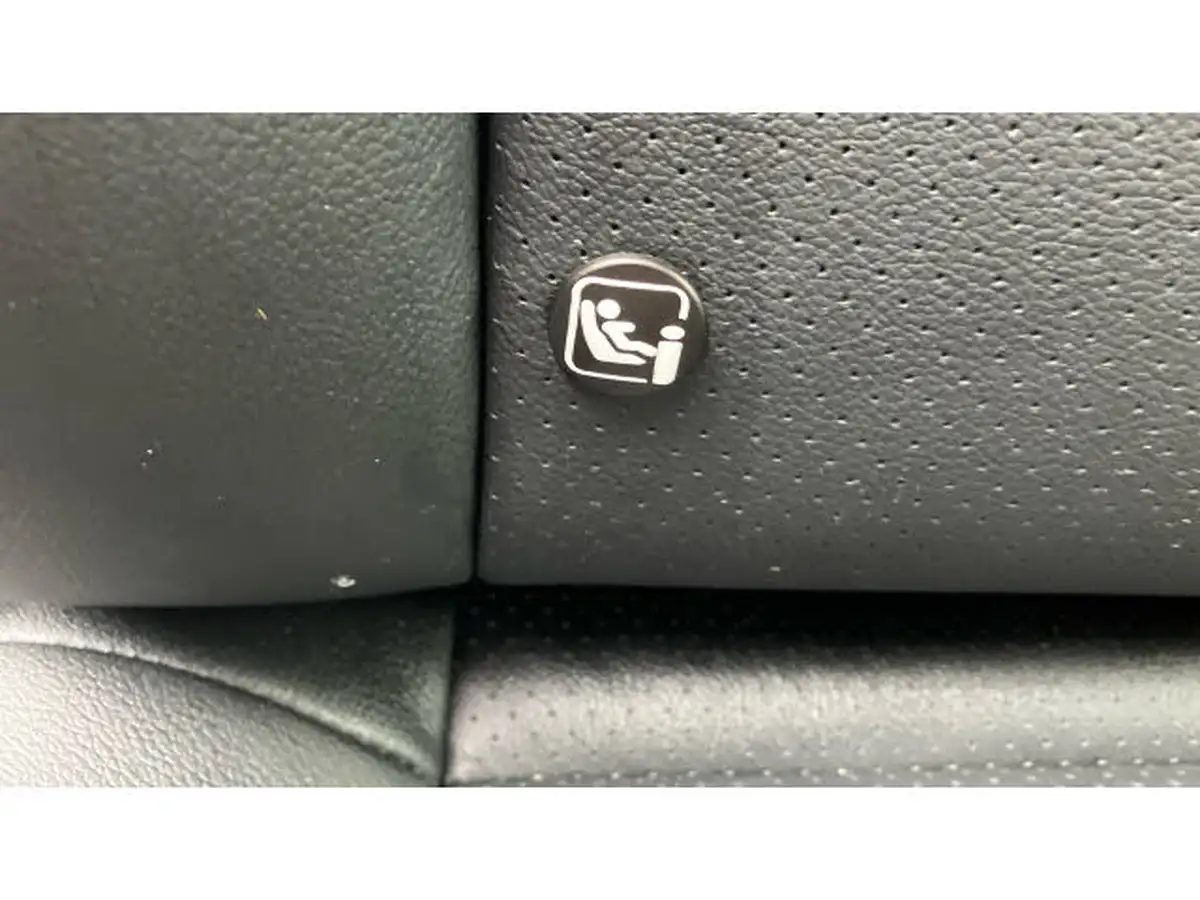 2021-nissan-leaf-e-tekna-big-31