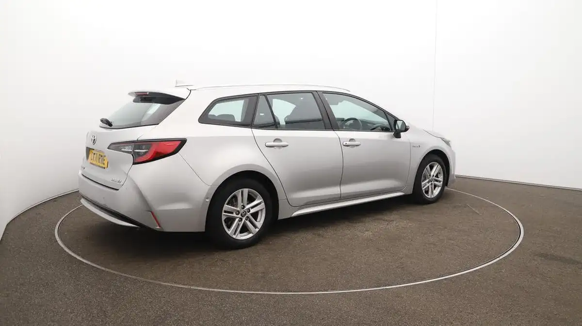 2021-toyota-corolla-18-vvt-i-icon-tech-spare-wheel-touring-sports-5d-big-53