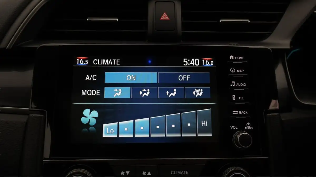2020-honda-civic-16-i-dtec-ex-ss-hatchback-5d-big-12