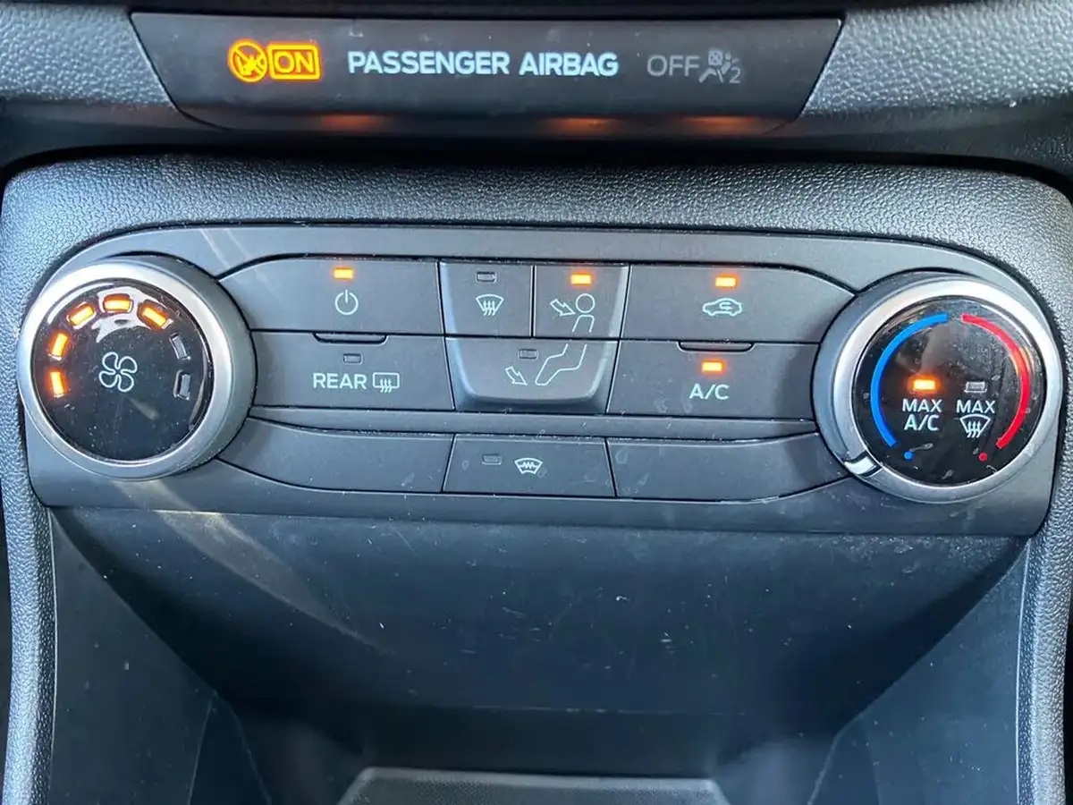 2021-ford-fiesta-10t-trend-100ps-5d-big-13
