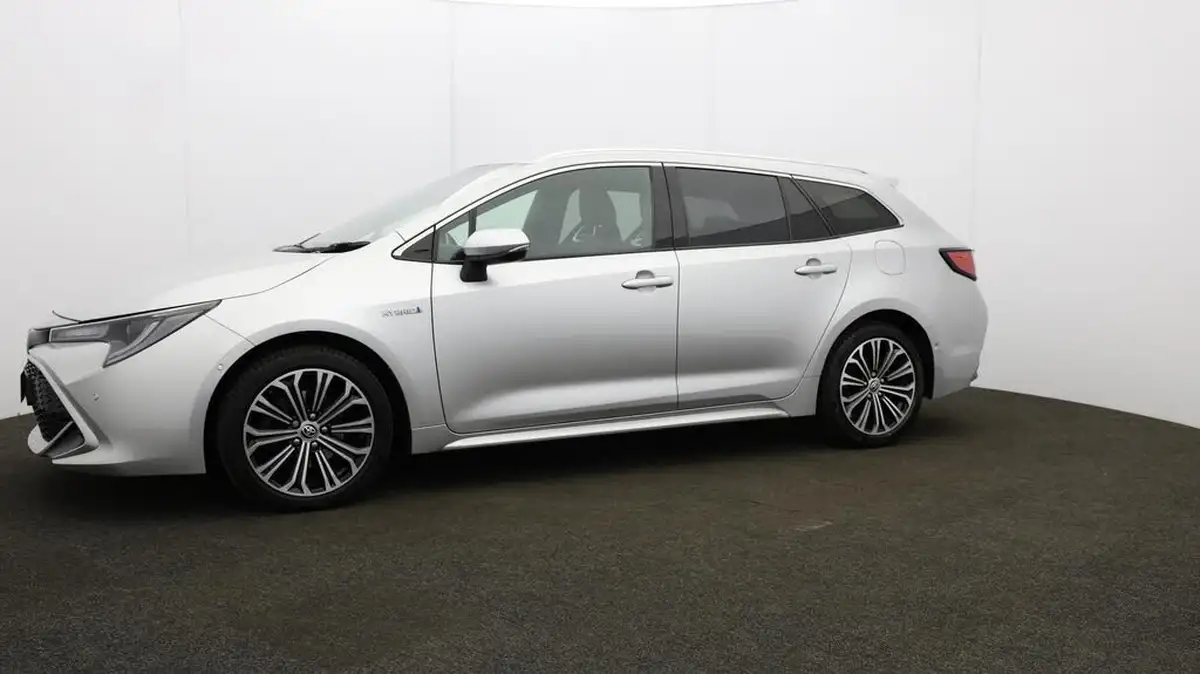 2020-toyota-corolla-20-vvt-i-excel-spare-wheel-touring-sports-big-15