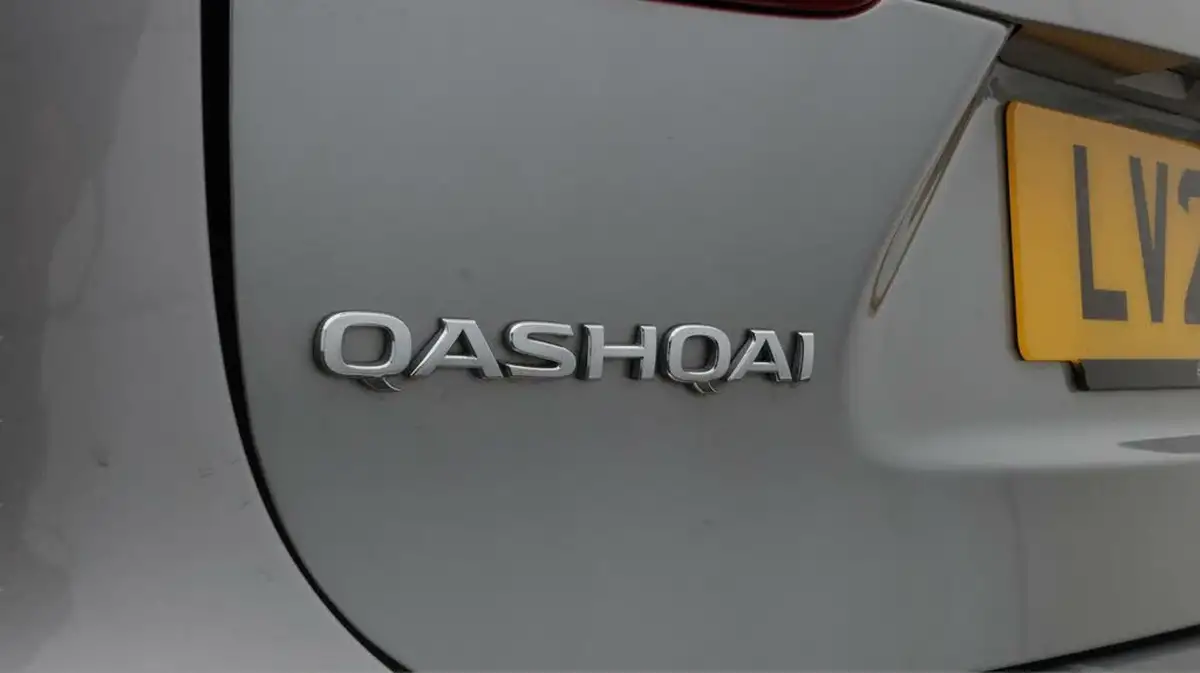 2021-nissan-qashqai-13-dig-t-n-motion-140ps-big-20