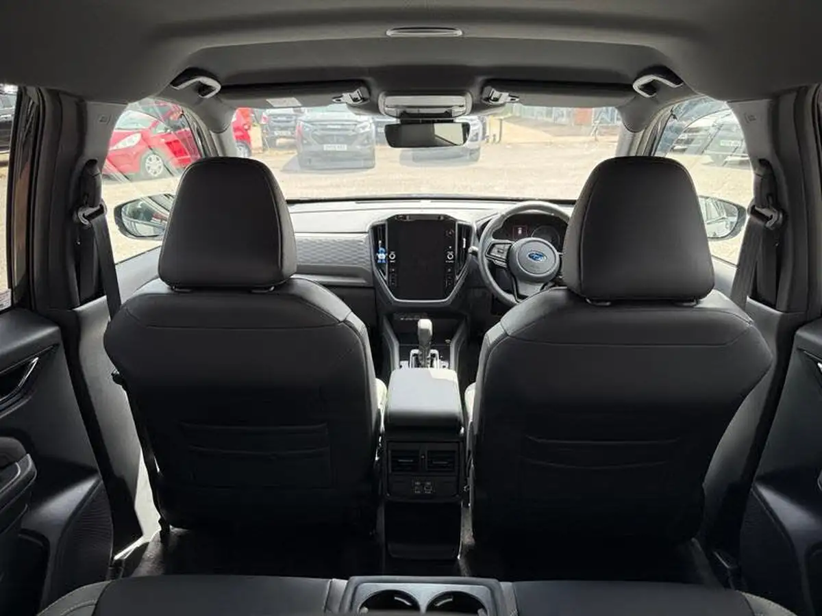 2025-subaru-forester-20-e-boxer-field-big-4