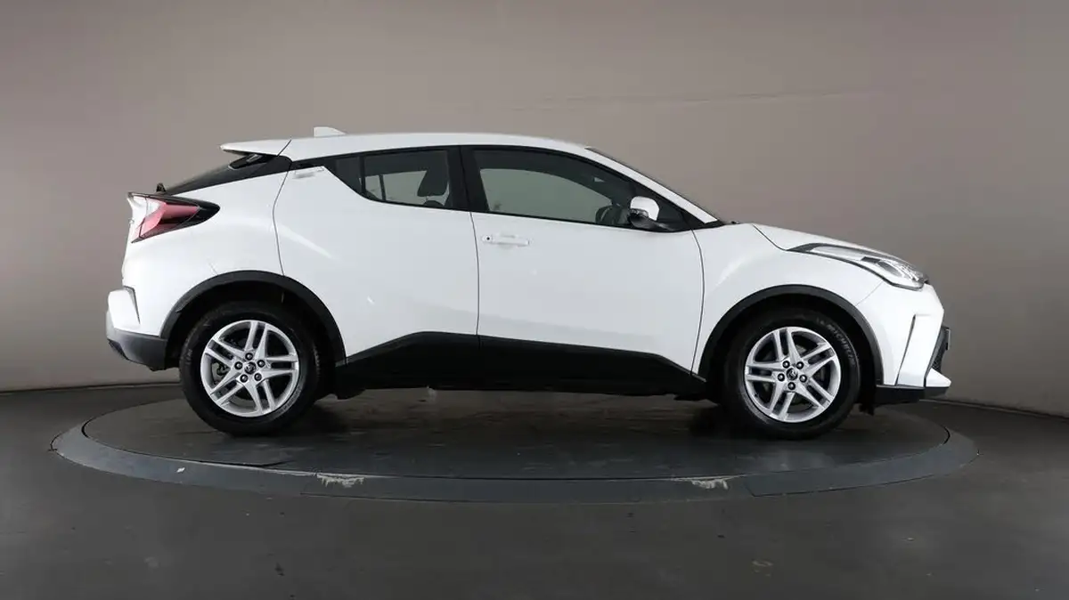 2023-toyota-c-hr-18-vvt-i-icon-120bhp-big-68