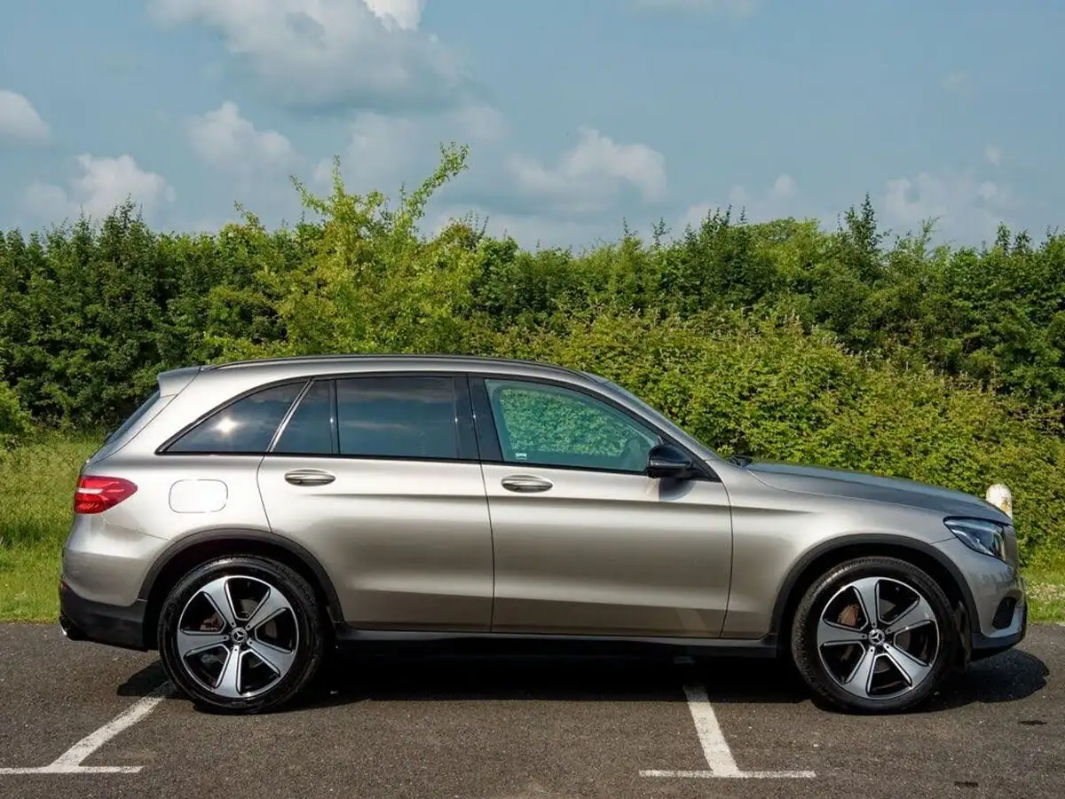 2019-mercedes-benz-glc-class-20-glc250-urban-edition-big-6