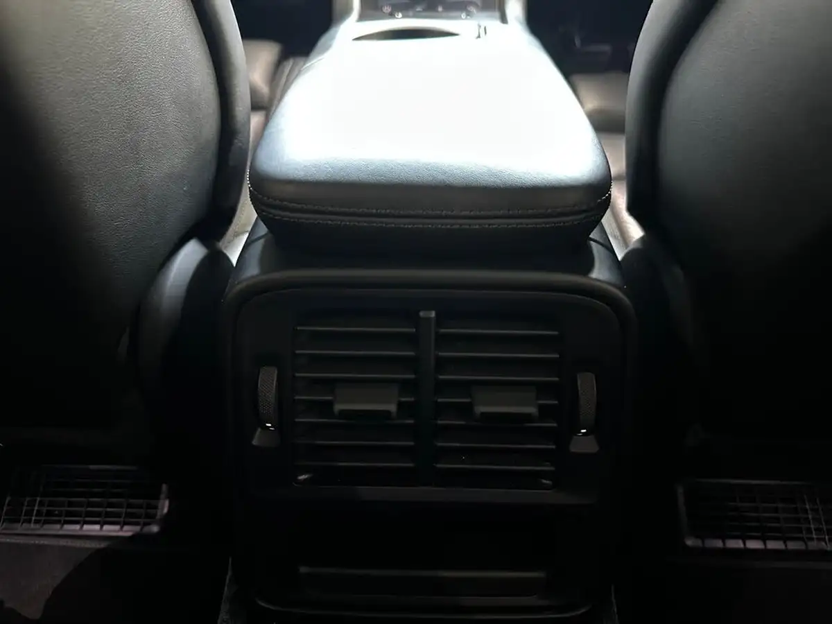 2021-porsche-taycan-e-base-476ps-performance-battery-plus-big-34