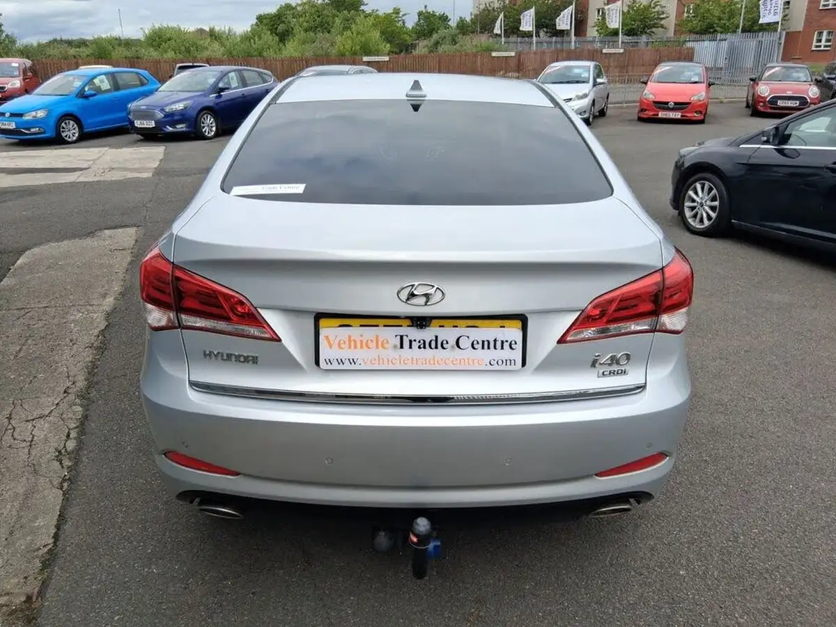 2015-hyundai-i40-17crdi-se-nav-115ps-saloon-4d-big-4