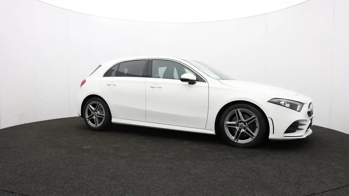 2019-mercedes-benz-a-class-20-a220-amg-line-hatchback-5d-big-47