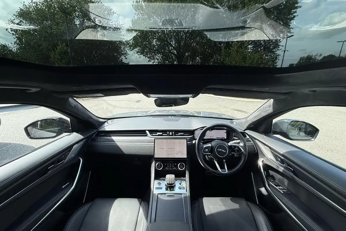 2023-jaguar-f-pace-30-d300-r-dynamic-hse-black-big-2