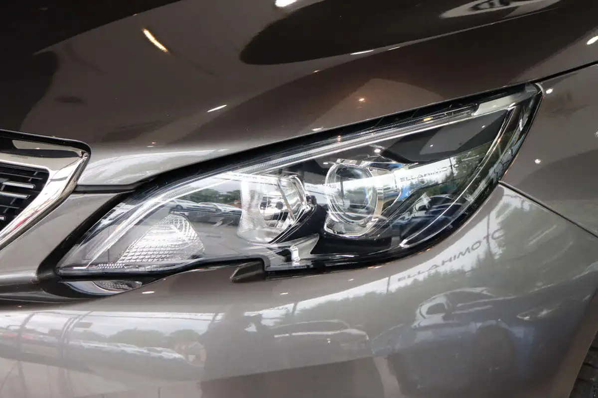 2018-peugeot-308-sw-15-bluehdi-active-15-bluehdi-130bhp-big-63