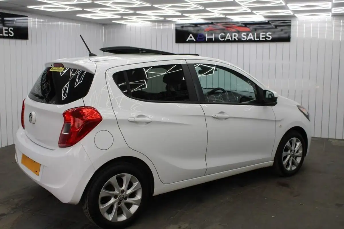 2016-vauxhall-viva-10i-sl-big-5