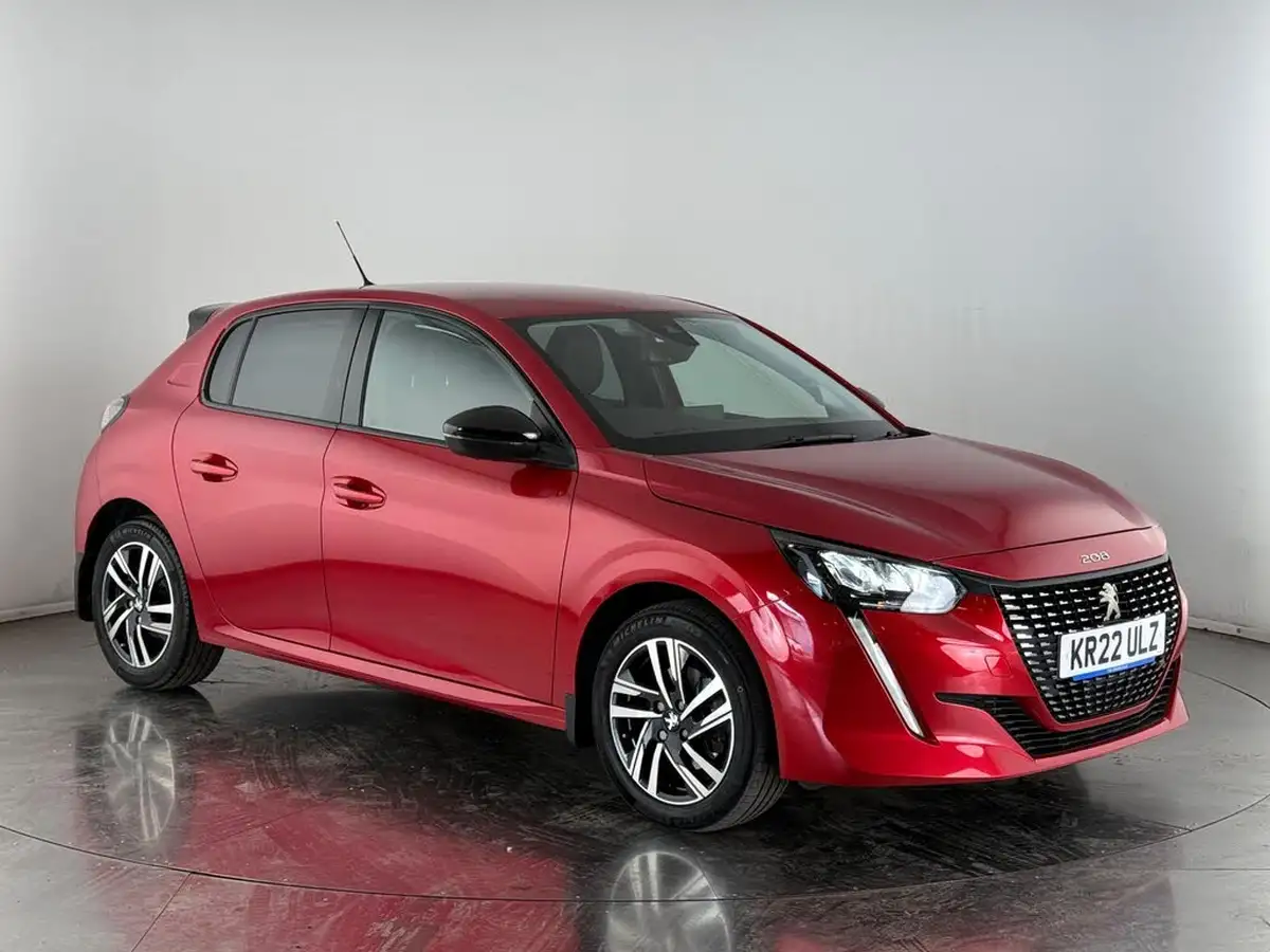 2022-peugeot-208-12-puretech-allure-premium-100bhp-eat8-big-0