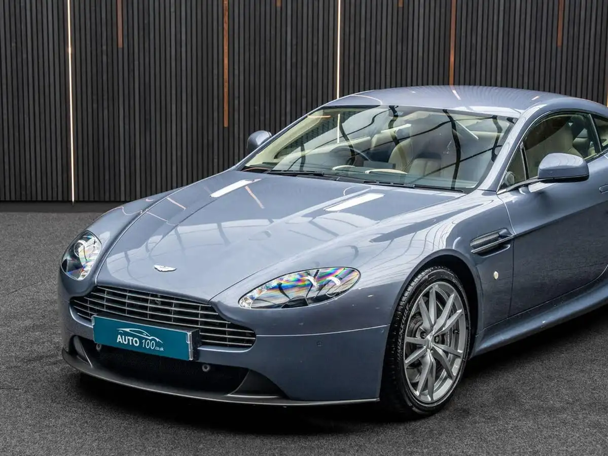 2016-aston-martin-vantage-47-v8-vantage-coupe-sportshift-big-15