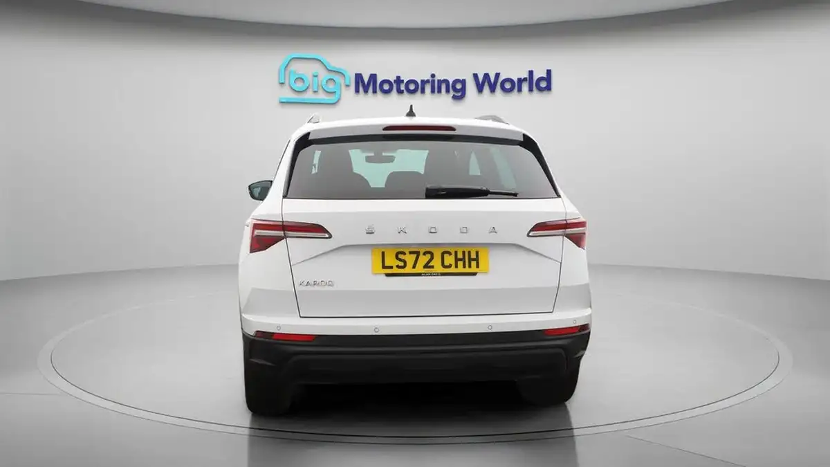 2022-skoda-karoq-15-tsi-se-drive-dsg-big-6
