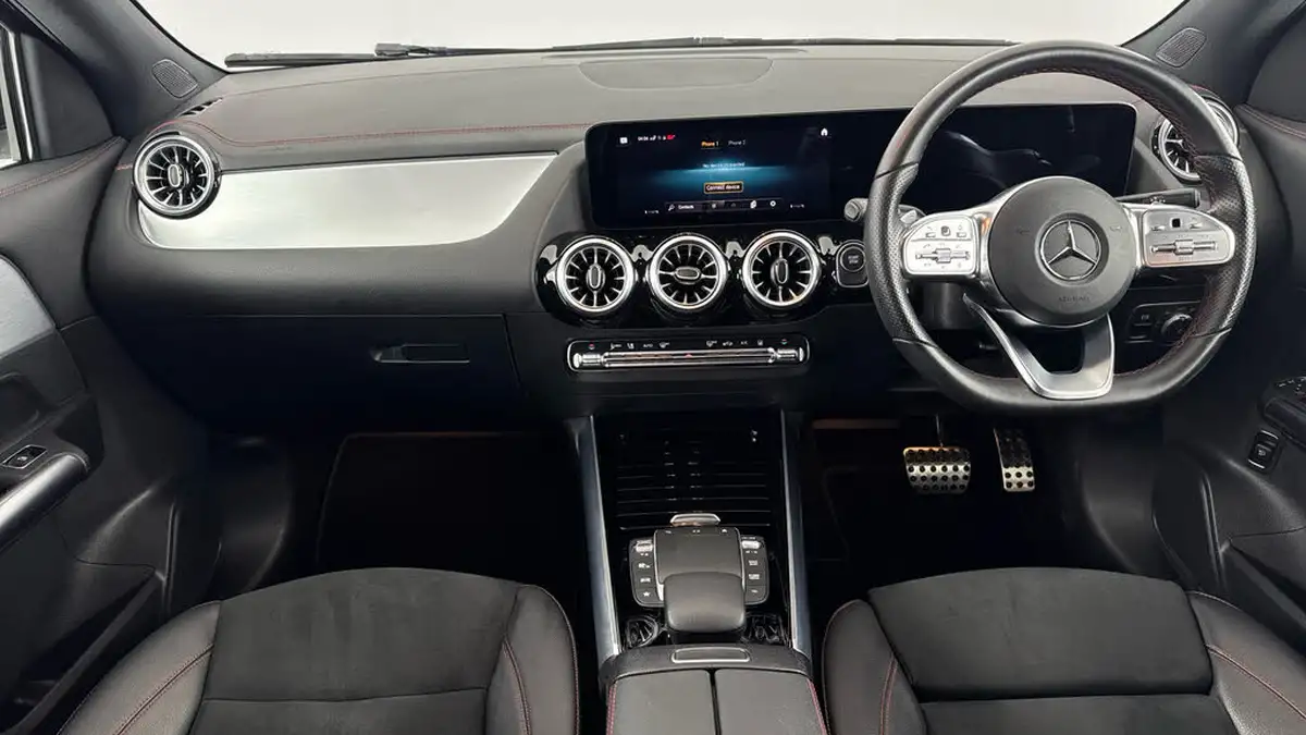 2022-mercedes-benz-eqa-e-eqa-300-amg-line-big-10