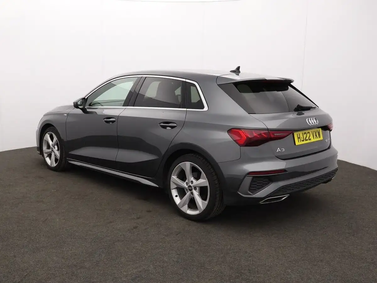 2022-audi-a3-15-35-tfsi-s-line-sportback-5d-big-7