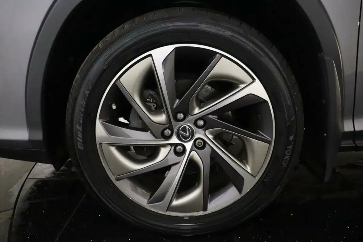2019-lexus-rx-450h-l-35-takumi-big-46