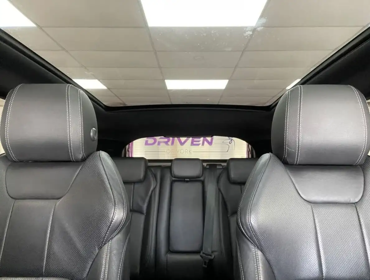 2018-land-rover-range-rover-evoque-20td4-landmark-auto-big-33