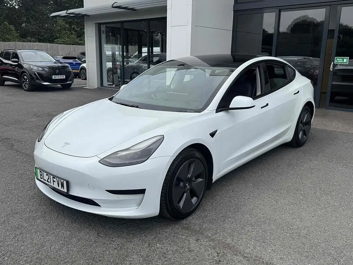 2021-tesla-model-3-e-standard-plus-big-37