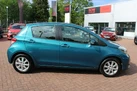 2012-toyota-yaris-133-tr-vvt-i-5d-small-3