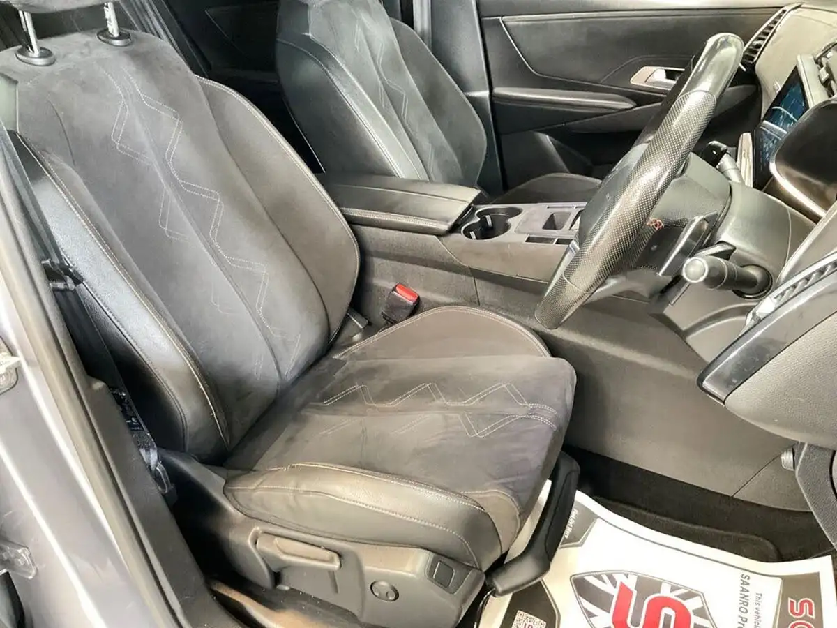 2019-ds-ds-7-crossback-20bluehdi-performance-line-big-22