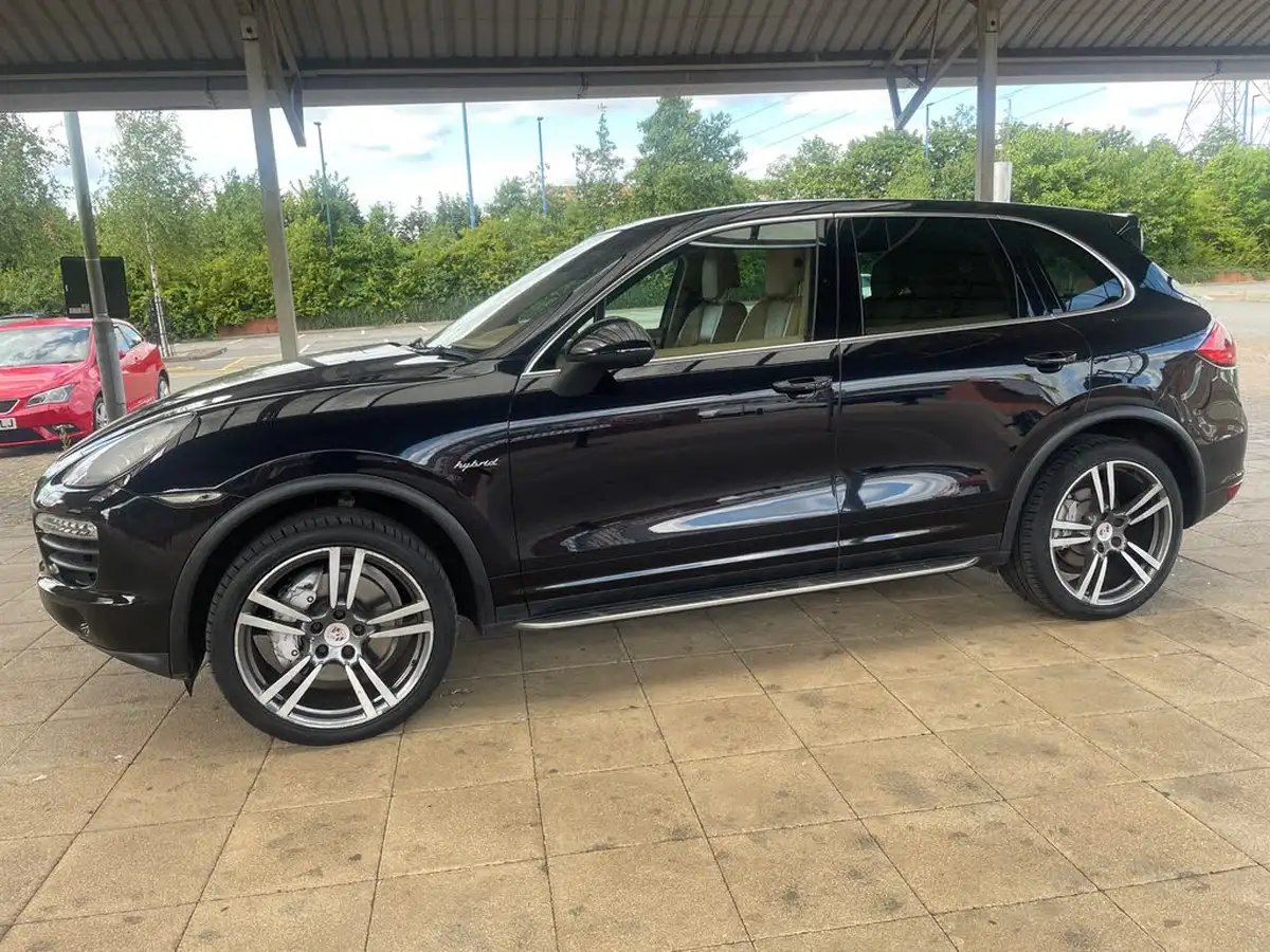 2012-porsche-cayenne-30-s-big-7