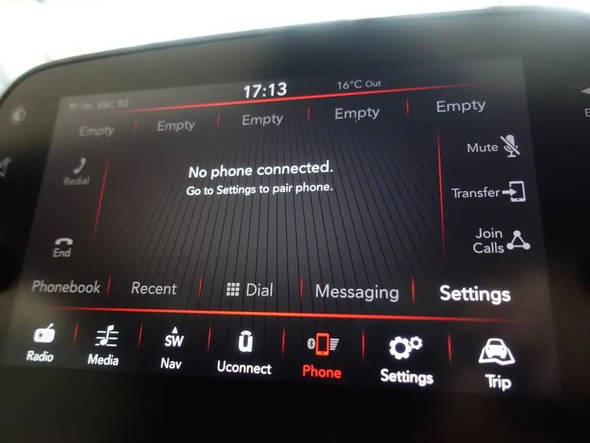 2020-fiat-500-12-star-big-31
