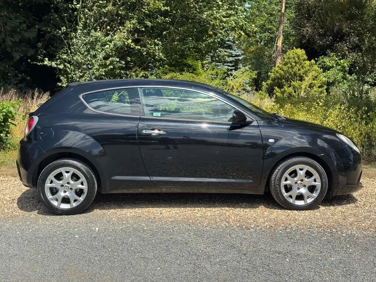 2012-alfa-romeo-mito-14-sprint-tb-multiair-105bhp-big-8